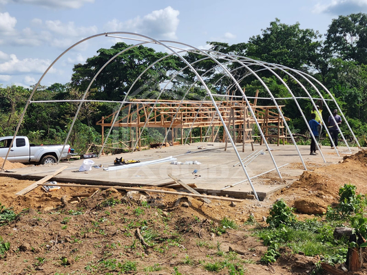 Eenvoudig te monteren polycarbonaat kas voor efficiënt plantdrogen met aangepaste Span en UV-bescherming
